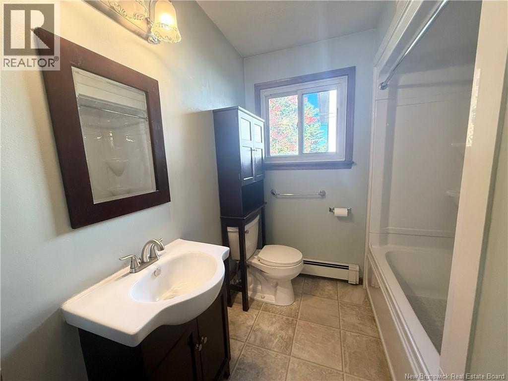92 Gulliver Drive, Fredericton, New Brunswick  E3A 3C5 - Photo 8 - NB127553