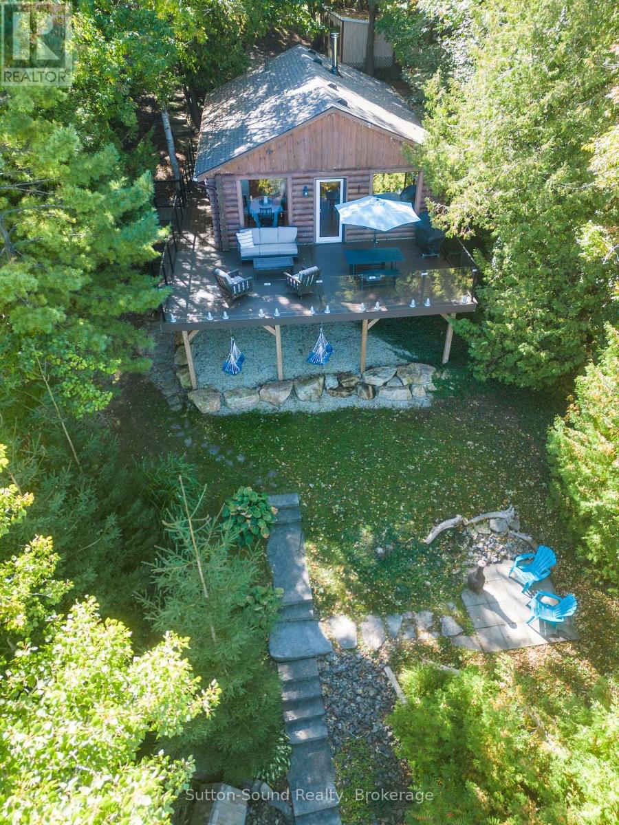 103 IVY DRIVE, Georgian Bluffs, Ontario