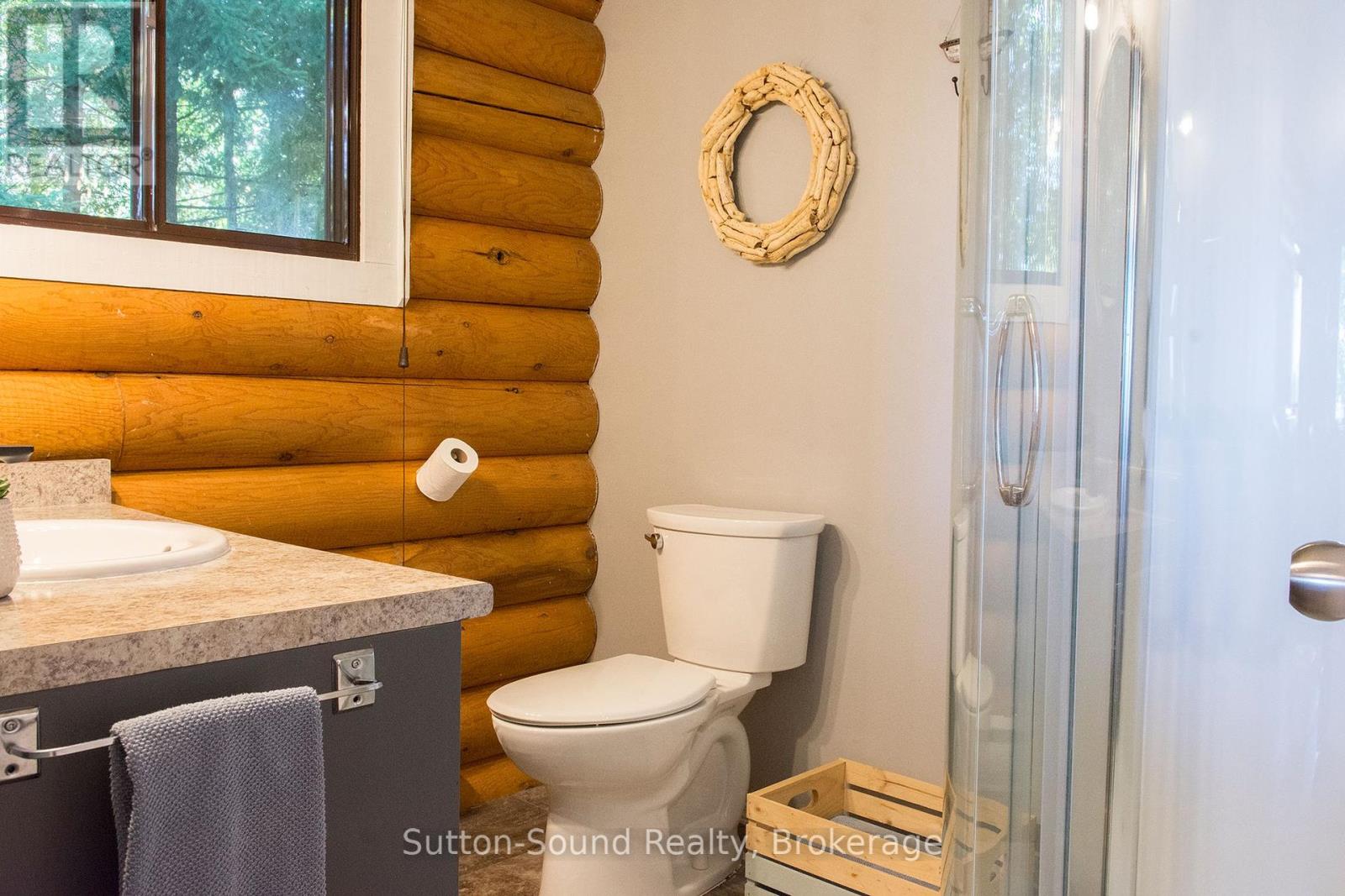 103 Ivy Drive, Georgian Bluffs, Ontario  N0H 2T0 - Photo 19 - X12436779