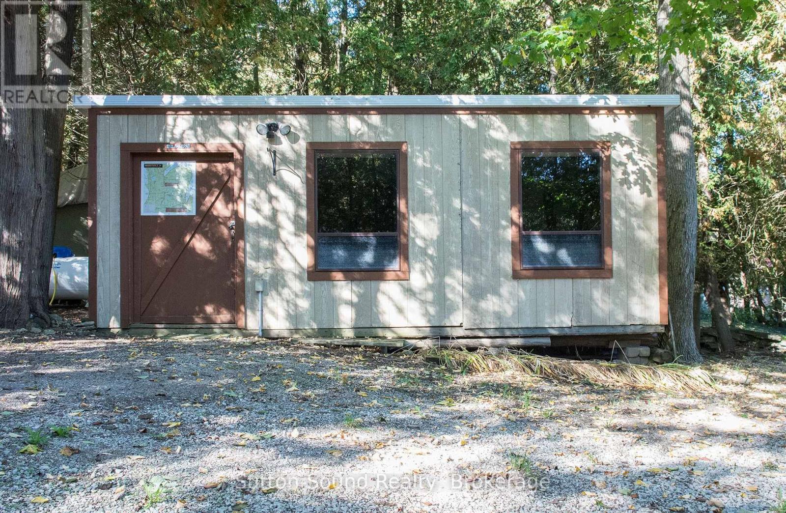 103 Ivy Drive, Georgian Bluffs, Ontario  N0H 2T0 - Photo 28 - X12436779
