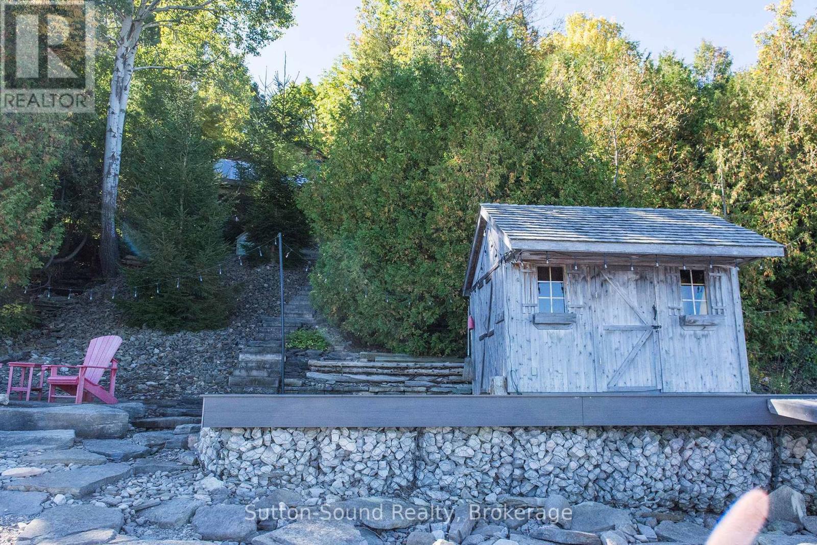 103 Ivy Drive, Georgian Bluffs, Ontario  N0H 2T0 - Photo 35 - X12436779