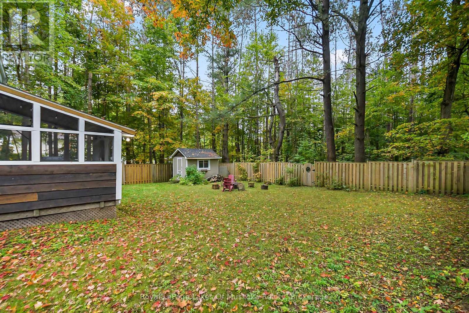 190 Maple Street, Bracebridge, Ontario  P1L 1K4 - Photo 2 - X12436821