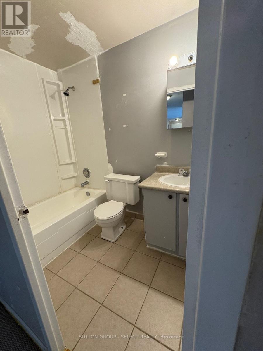 7 - 75 Baldoon Road, Chatham-Kent, Ontario  N7L 1E2 - Photo 14 - X12436839