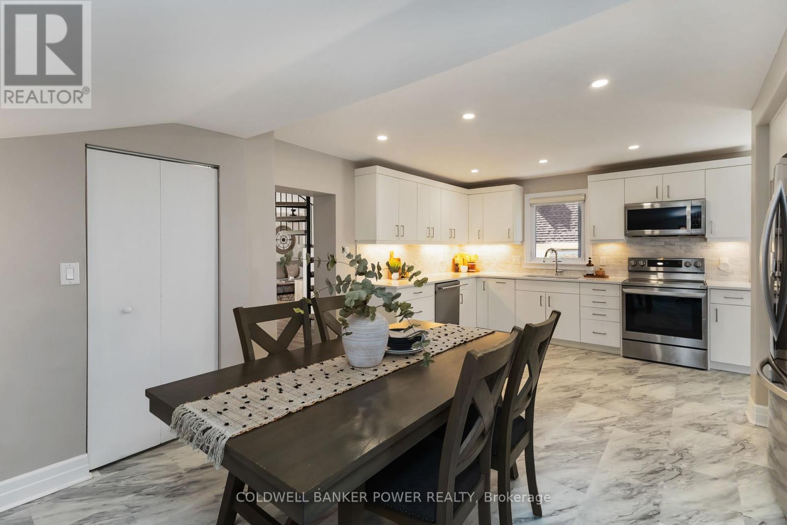 145 Elworthy Avenue, London South, Ontario  N6C 2M6 - Photo 13 - X12436951