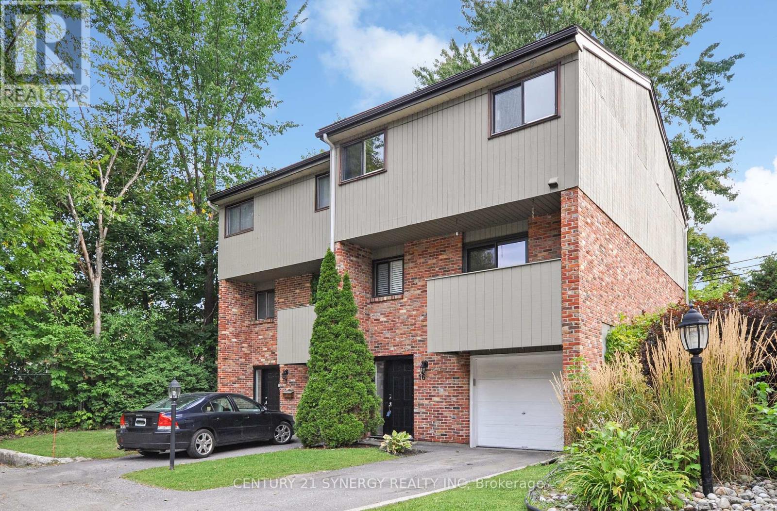 16-50 Greenbank Road, Ottawa, Ontario  K2H 8R3 - Photo 1 - X12436707