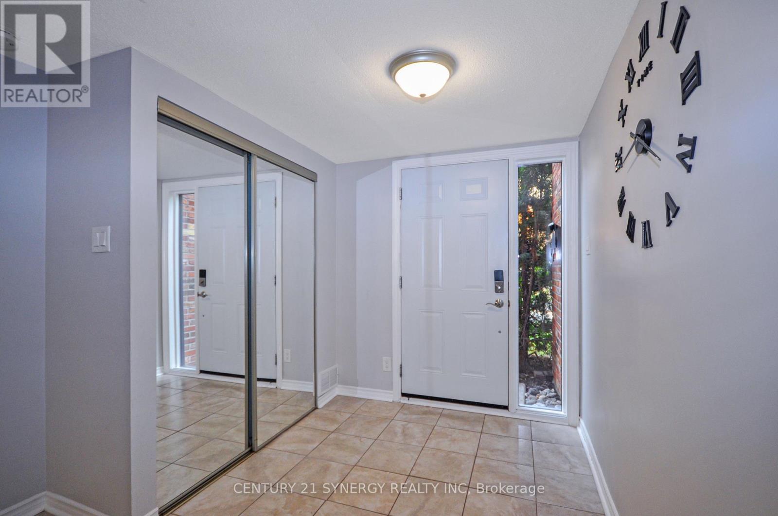 16-50 Greenbank Road, Ottawa, Ontario  K2H 8R3 - Photo 3 - X12436707