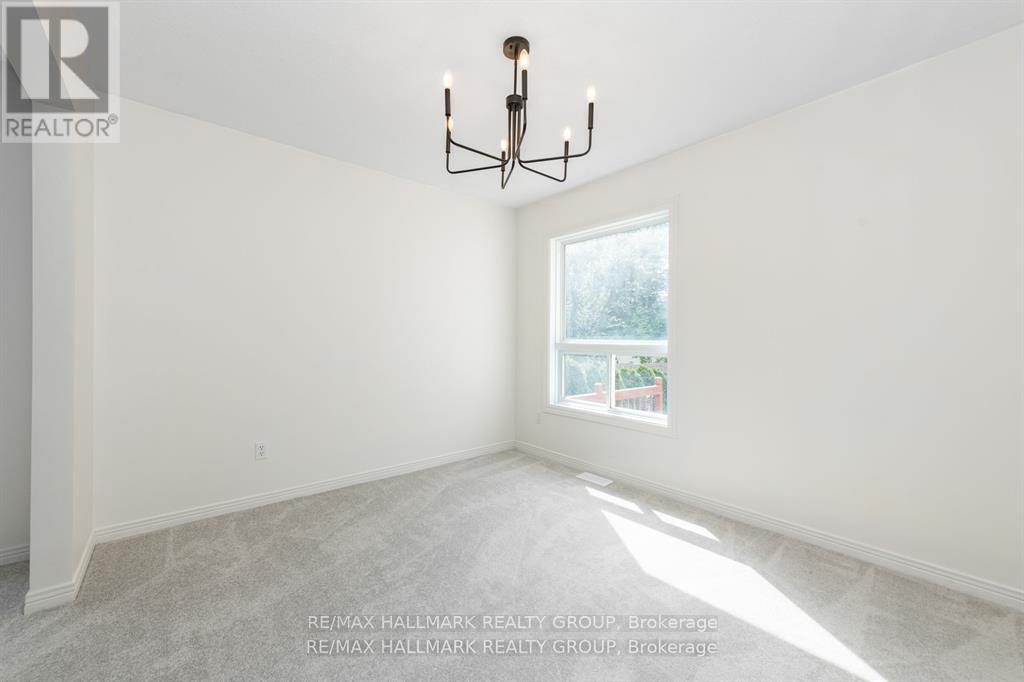 55 Willow Glen Drive, Ottawa, Ontario  K2M 1K9 - Photo 10 - X12436728