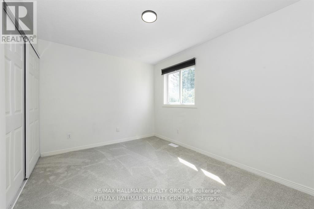 55 Willow Glen Drive, Ottawa, Ontario  K2M 1K9 - Photo 25 - X12436728