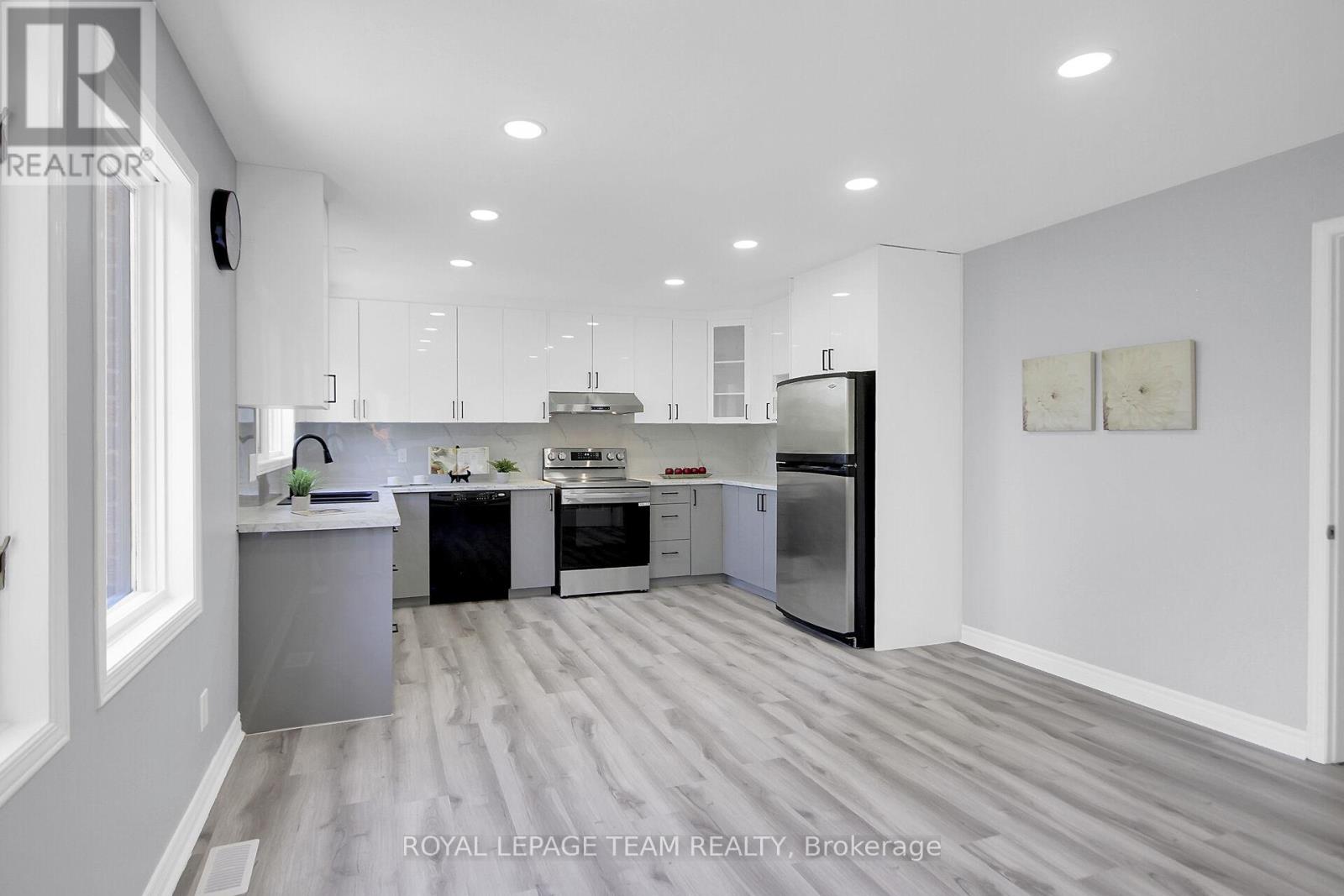 181 Knudson Drive, Ottawa, Ontario  K2K 2C5 - Photo 17 - X12436742