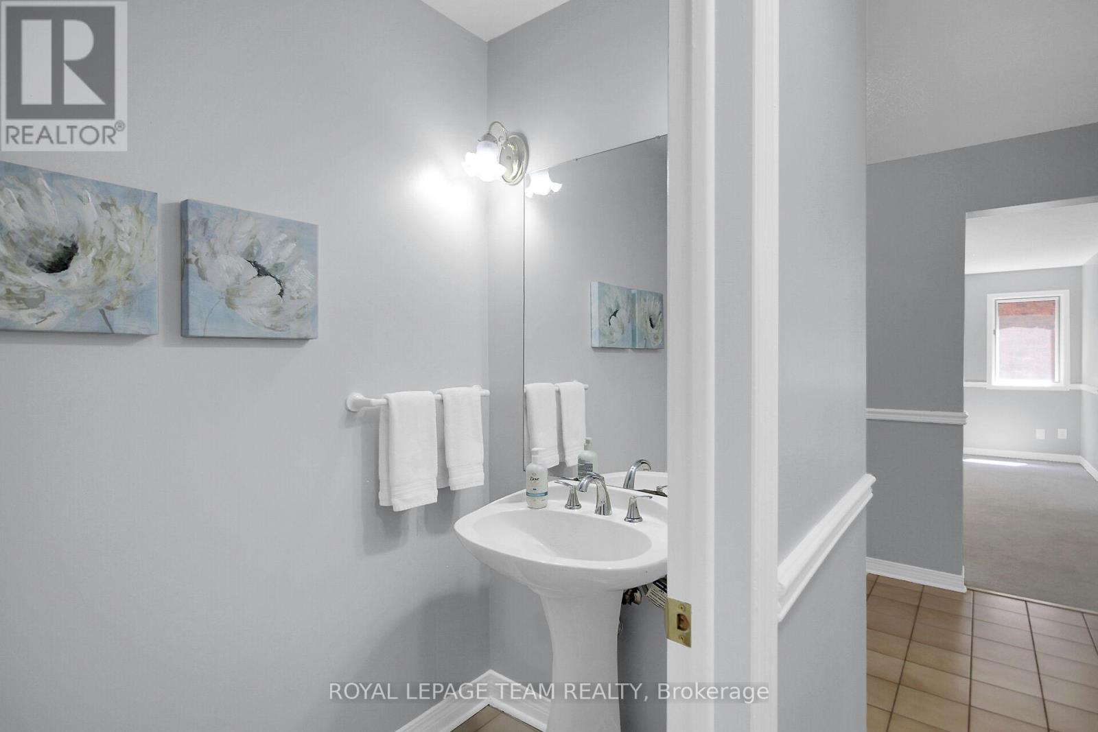 181 Knudson Drive, Ottawa, Ontario  K2K 2C5 - Photo 18 - X12436742