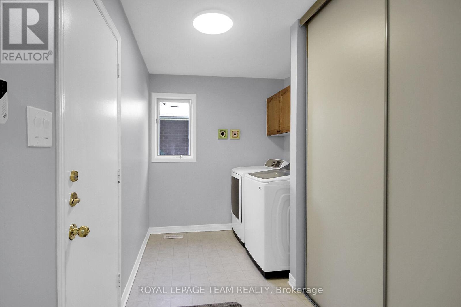 181 Knudson Drive, Ottawa, Ontario  K2K 2C5 - Photo 19 - X12436742