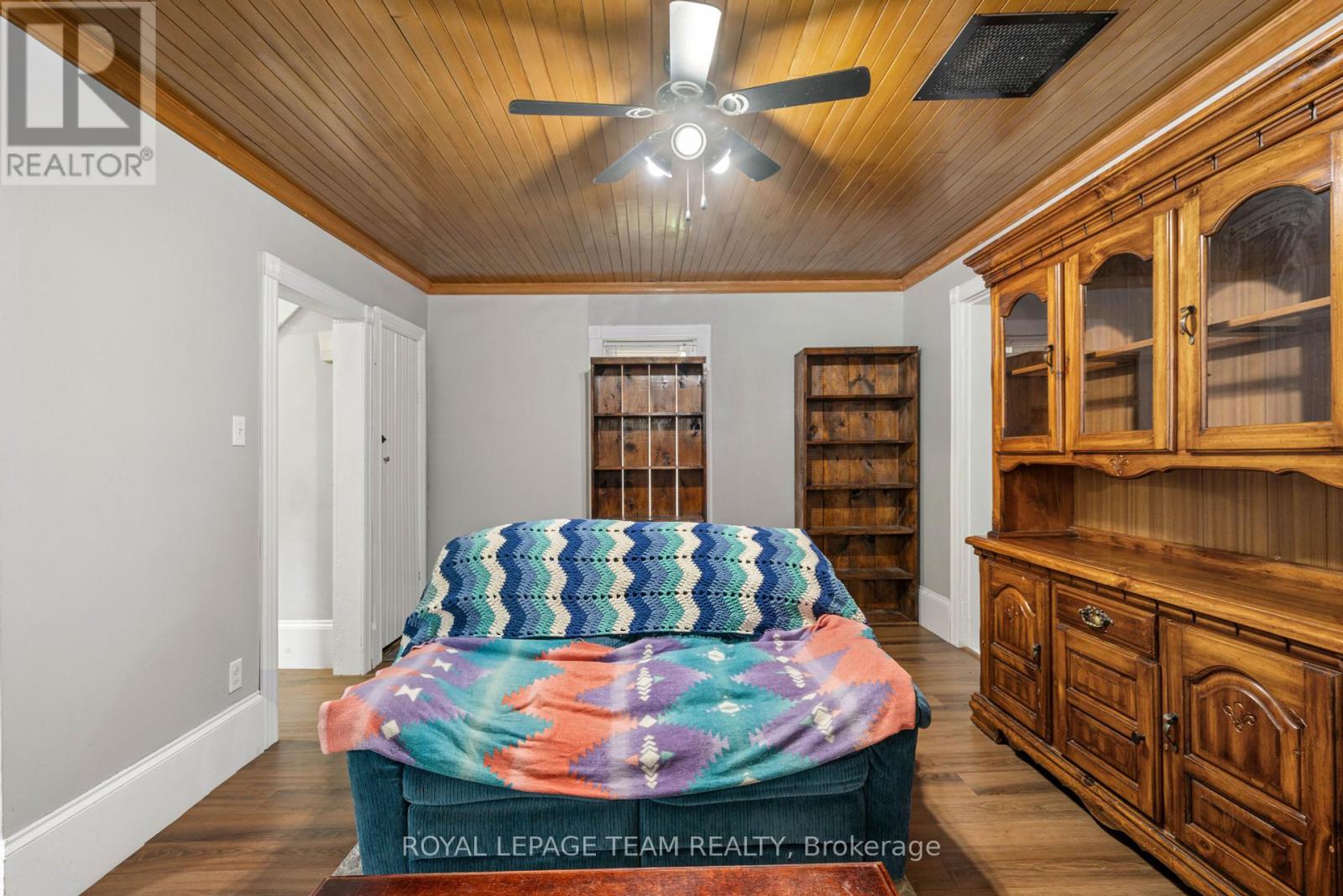 46 Joseph Street, North Dundas, Ontario  K0C 1H0 - Photo 10 - X12436815