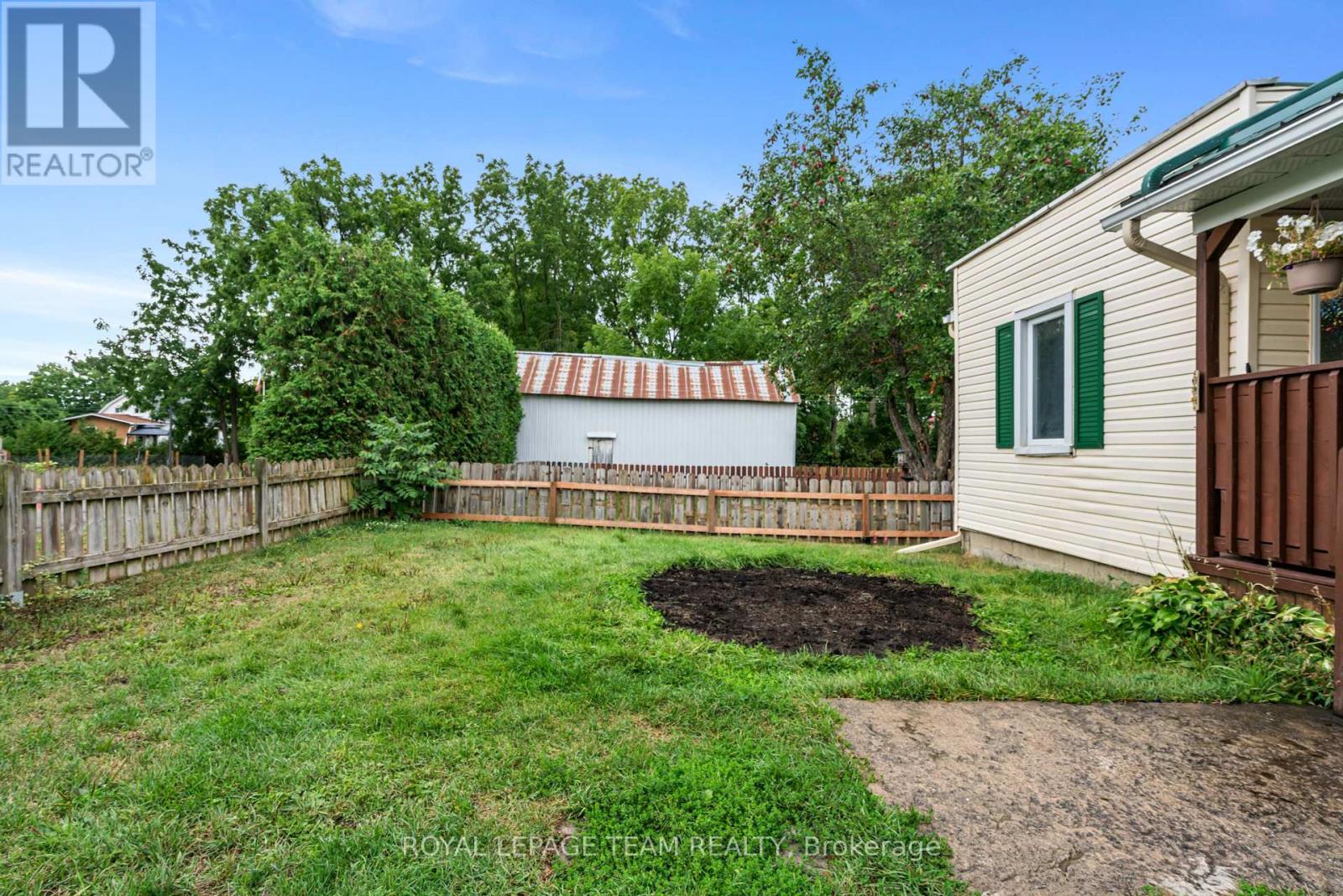 46 Joseph Street, North Dundas, Ontario  K0C 1H0 - Photo 2 - X12436815