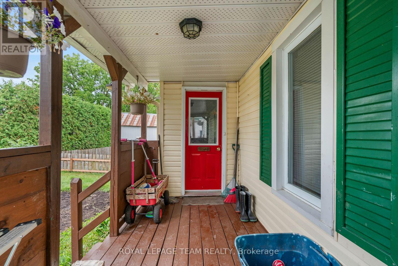 46 Joseph Street, North Dundas, Ontario  K0C 1H0 - Photo 4 - X12436815