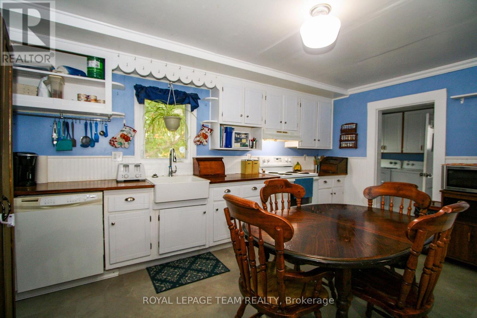 46 Joseph Street, North Dundas, Ontario  K0C 1H0 - Photo 5 - X12436815