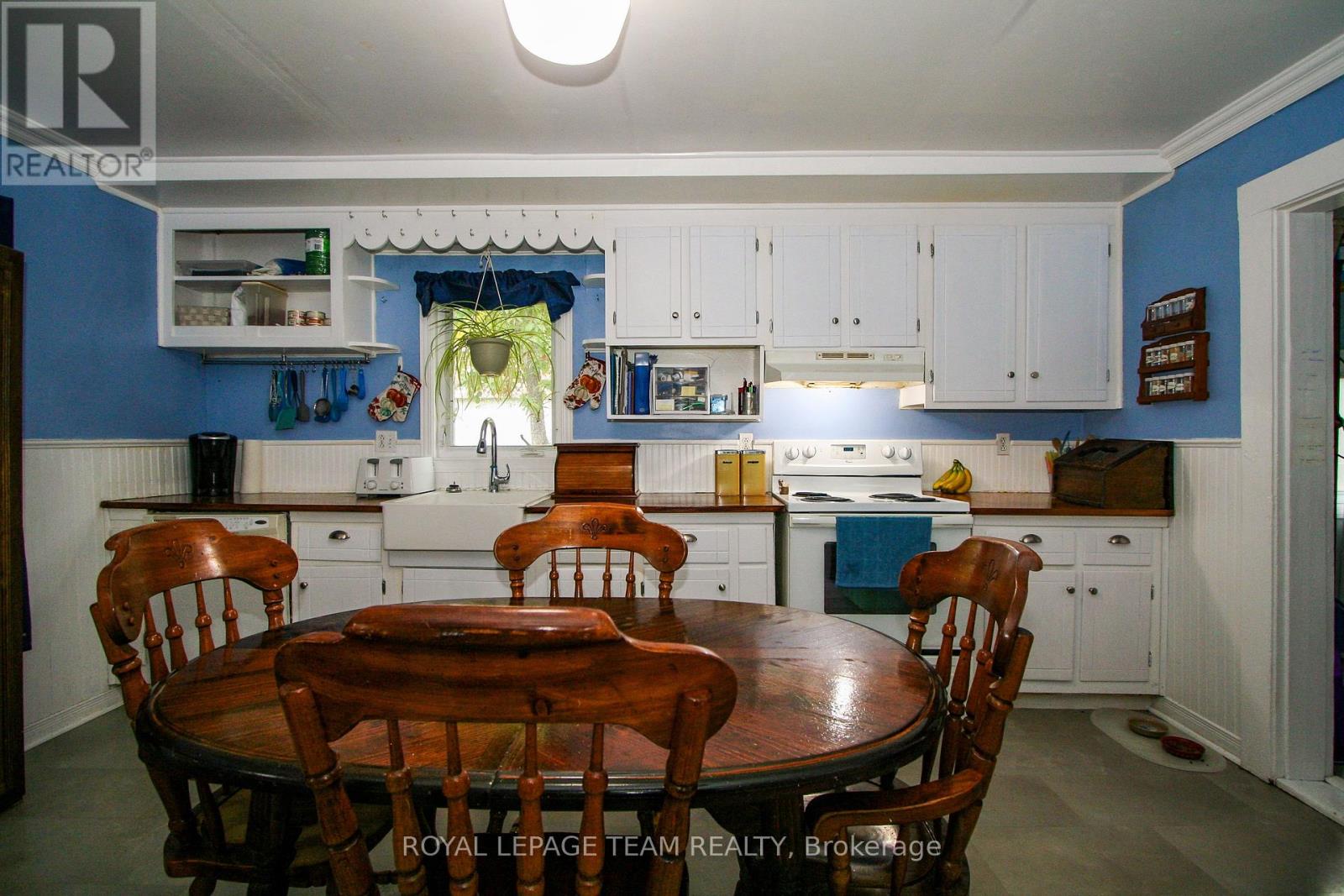 46 Joseph Street, North Dundas, Ontario  K0C 1H0 - Photo 6 - X12436815