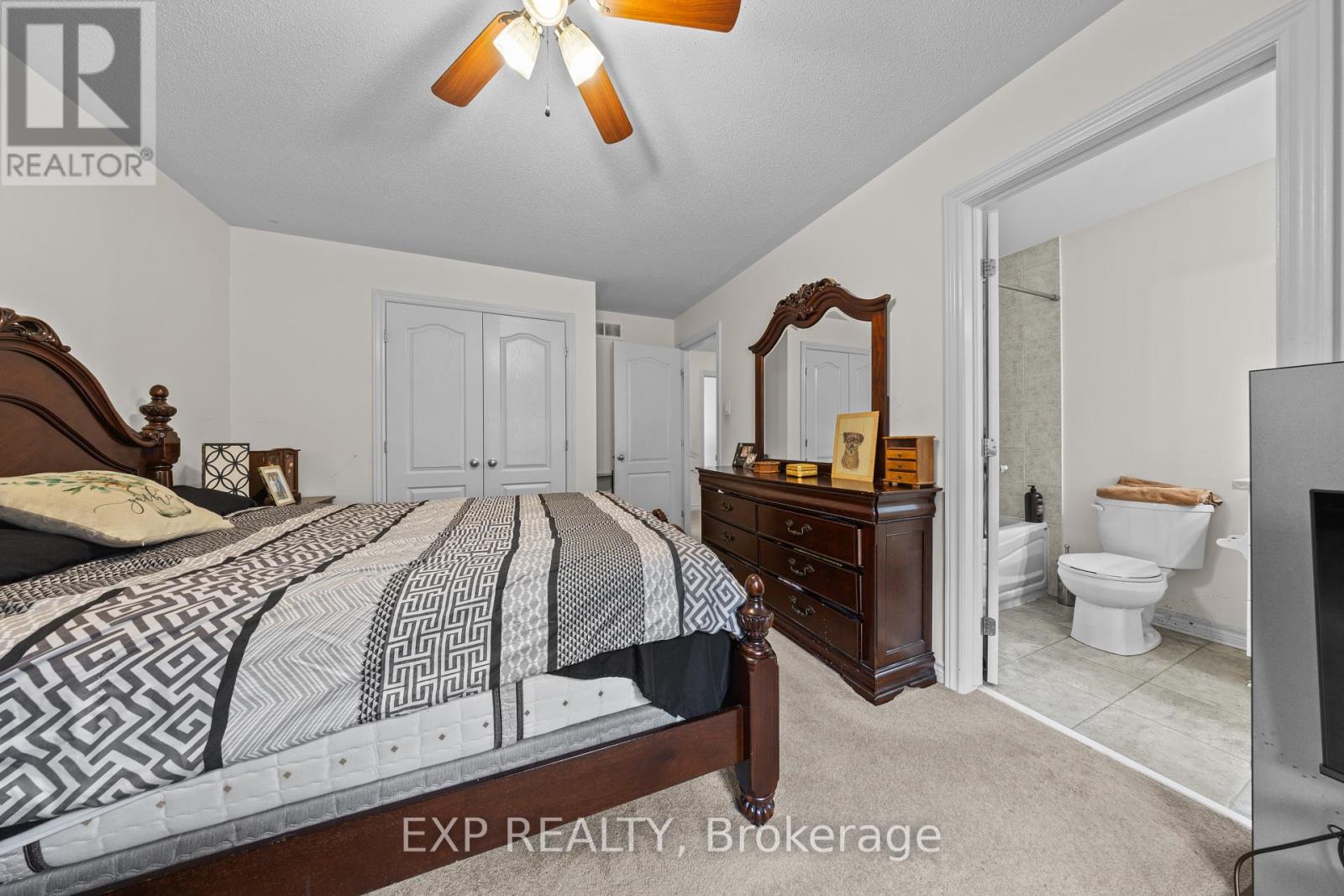 121 Daglan Crescent, Ottawa, Ontario  K4A 0W7 - Photo 14 - X12436832