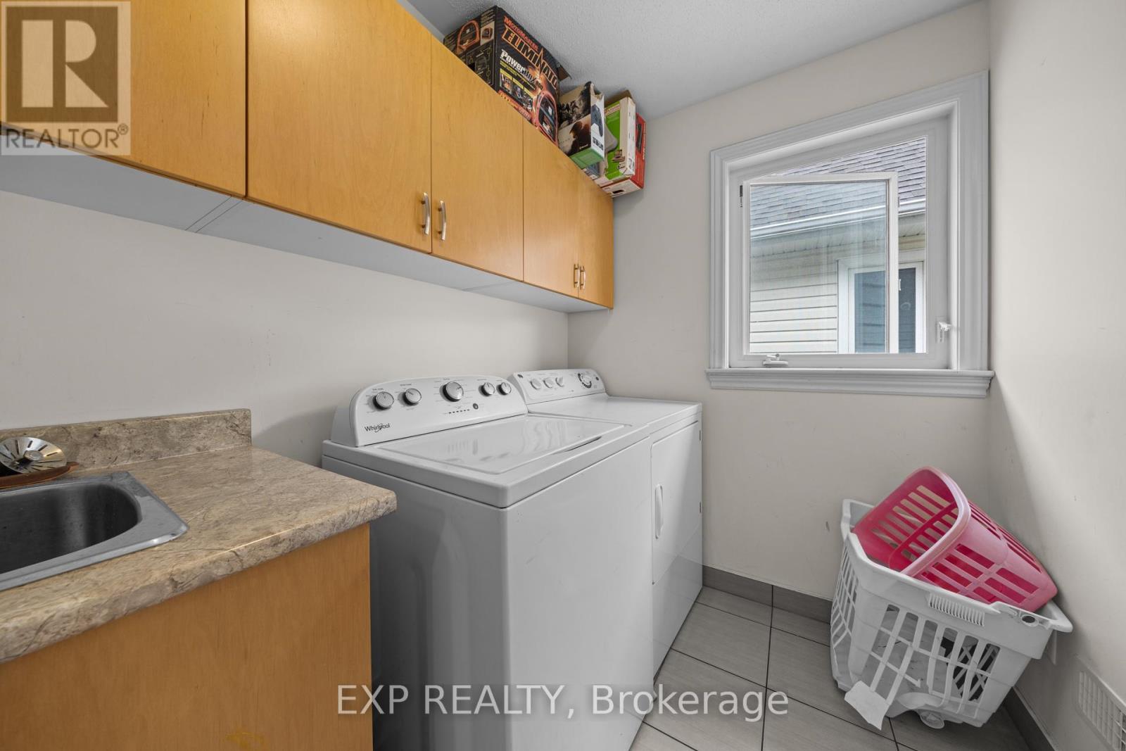 121 Daglan Crescent, Ottawa, Ontario  K4A 0W7 - Photo 16 - X12436832