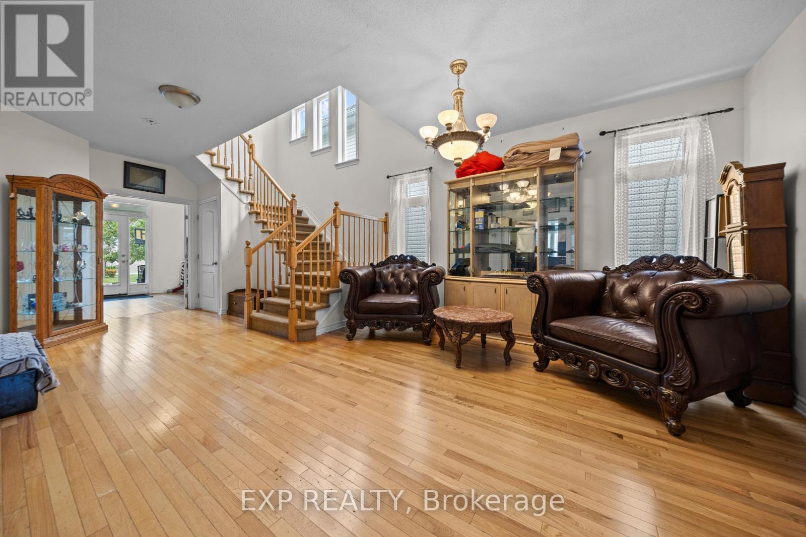 121 Daglan Crescent, Ottawa, Ontario  K4A 0W7 - Photo 6 - X12436832