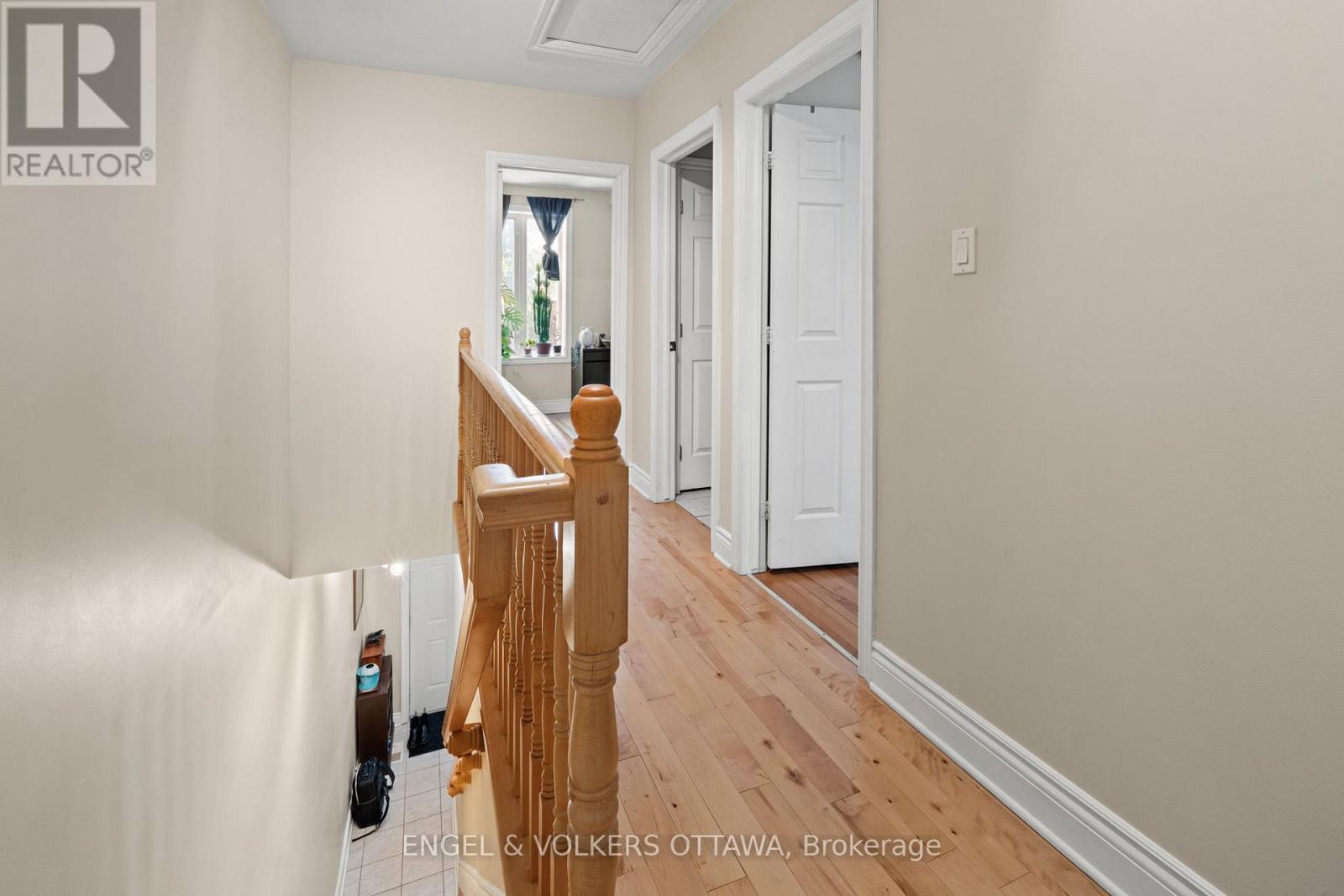 A & B - 116 Cambridge Street N, Ottawa, Ontario  K1R 7A7 - Photo 10 - X12436849