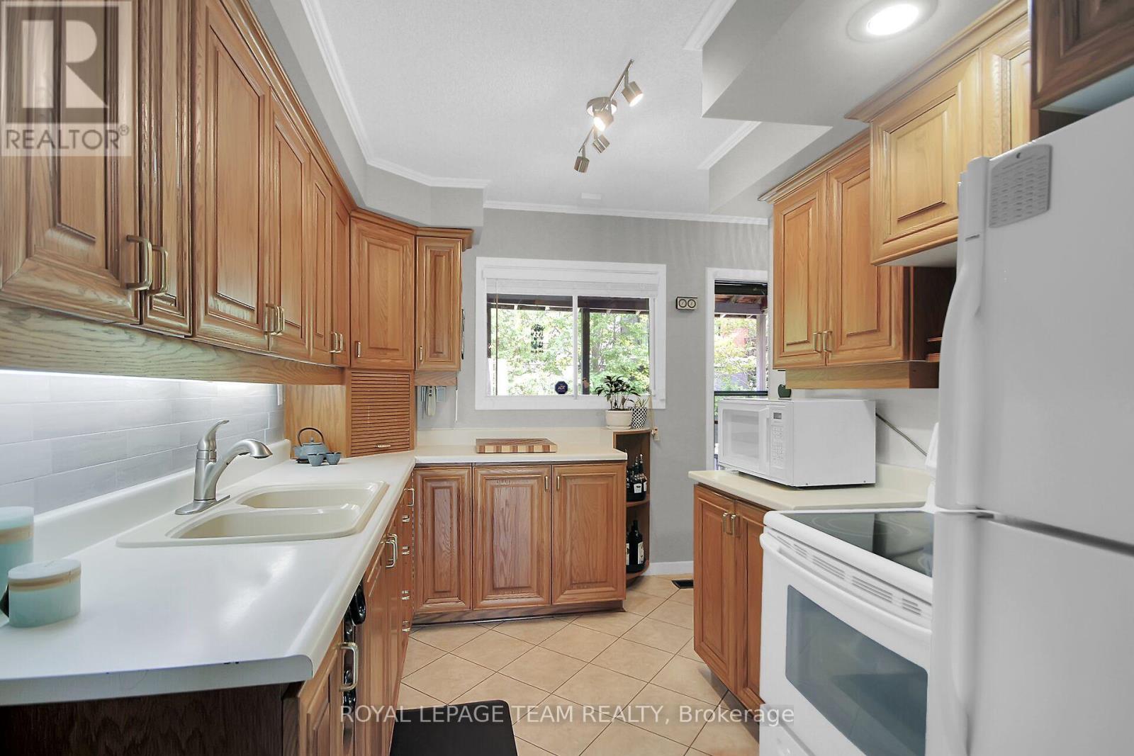 96 Prince Albert Street, Ottawa, Ontario  K1K 2A1 - Photo 10 - X12436891