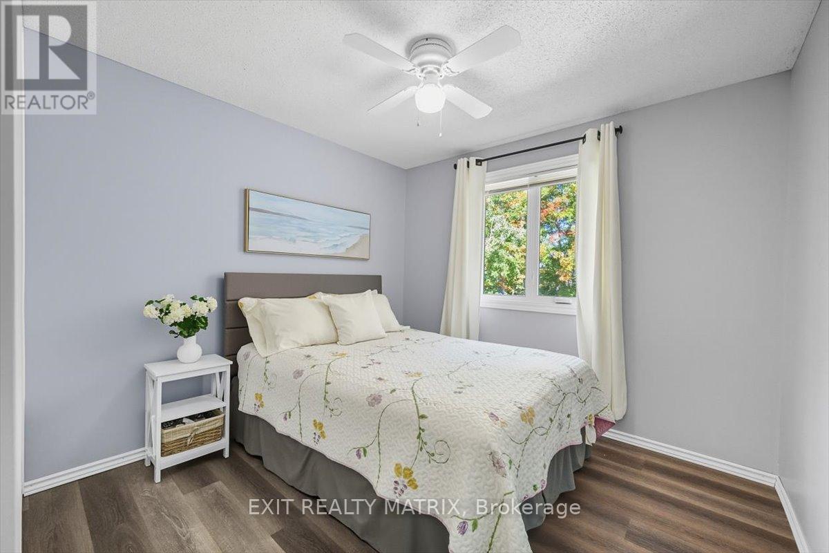 159 Dunlop Crescent, Russell, Ontario  K4R 1B3 - Photo 24 - X12436912