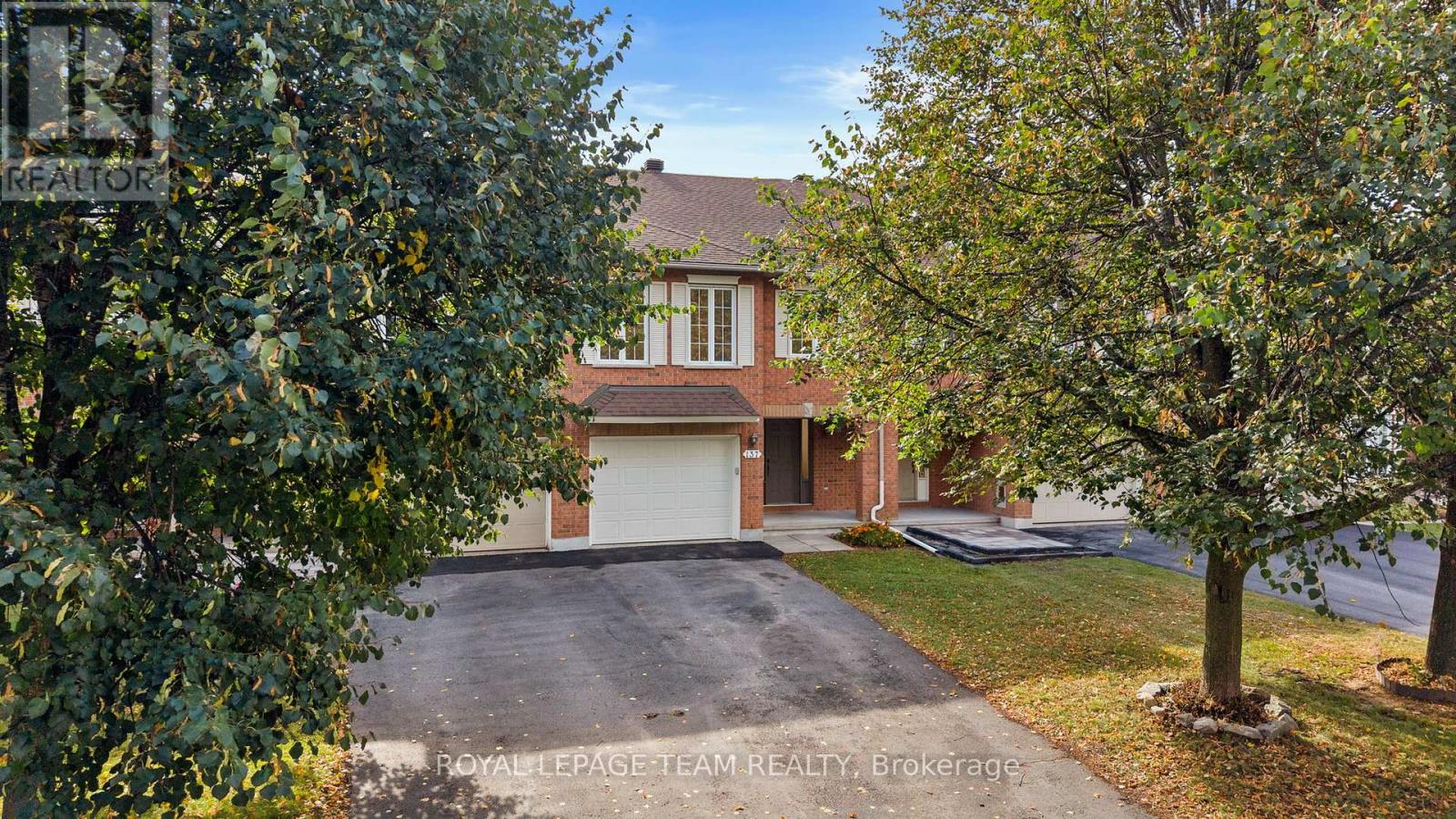 137 MACASSA CIRCLE, Ottawa, Ontario