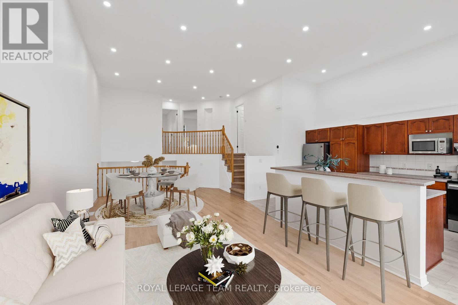 137 Macassa Circle, Ottawa, Ontario  K2T 1J9 - Photo 11 - X12436914