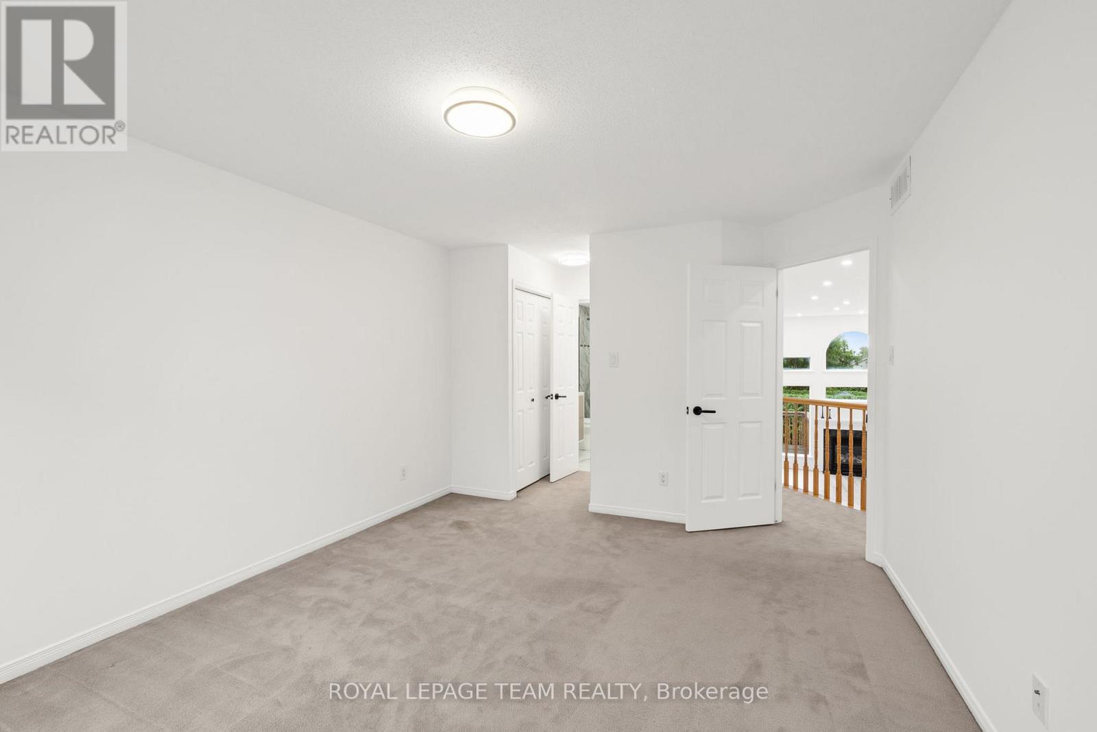 137 Macassa Circle, Ottawa, Ontario  K2T 1J9 - Photo 16 - X12436914