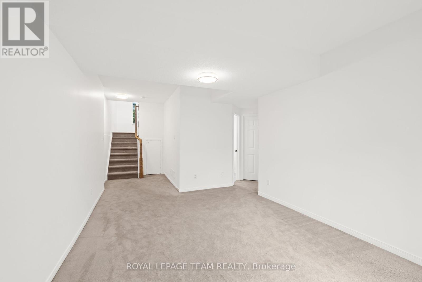 137 Macassa Circle, Ottawa, Ontario  K2T 1J9 - Photo 21 - X12436914
