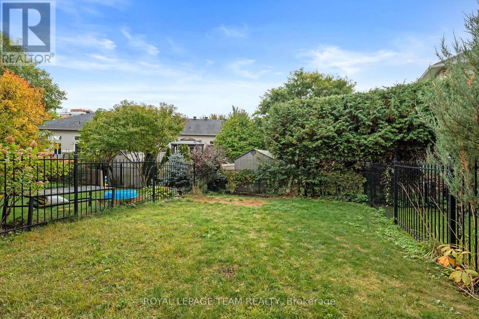 137 Macassa Circle, Ottawa, Ontario  K2T 1J9 - Photo 29 - X12436914