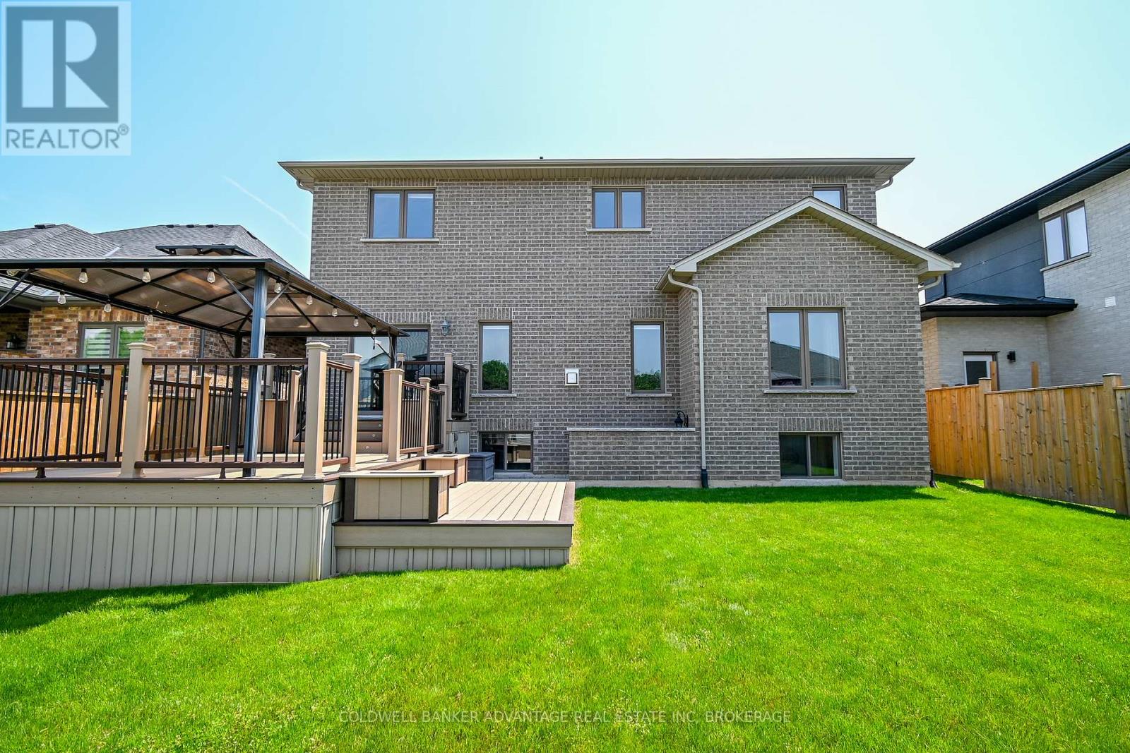 135 Forest Ridge Court, Welland (West Welland), Ontario  L3C 0C2 - Photo 39 - X12436777