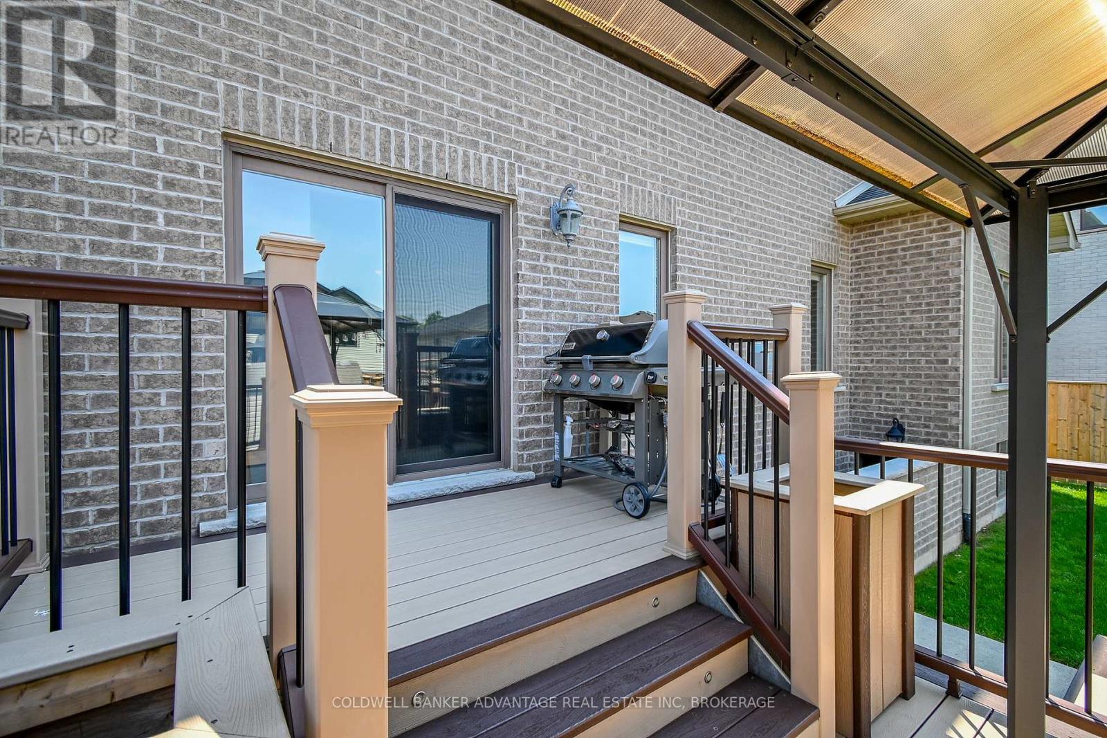 135 Forest Ridge Court, Welland (West Welland), Ontario  L3C 0C2 - Photo 40 - X12436777