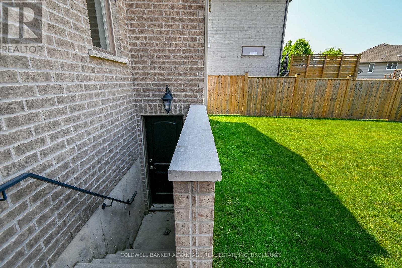 135 Forest Ridge Court, Welland (West Welland), Ontario  L3C 0C2 - Photo 43 - X12436777