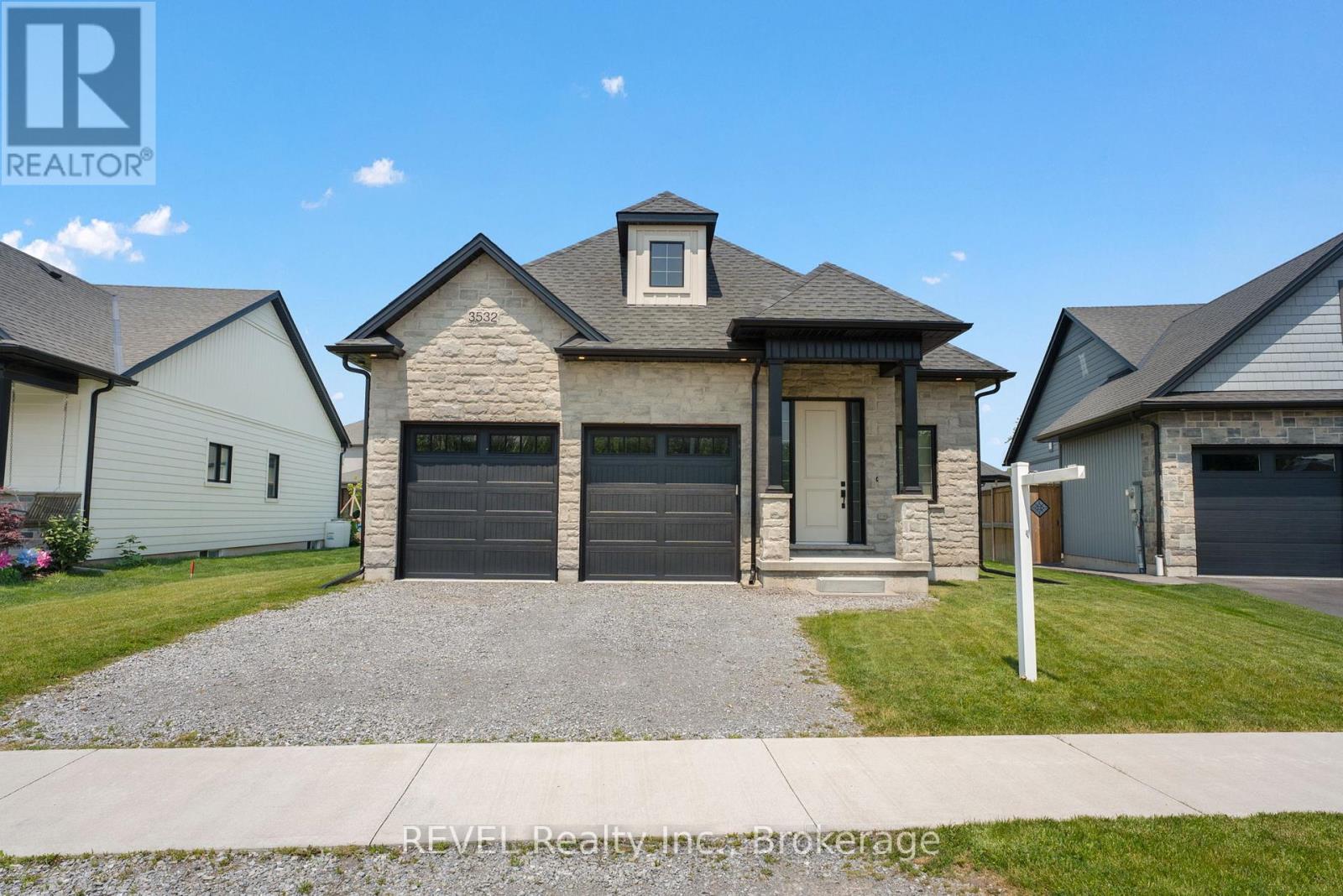 3532 CANFIELD CRESCENT, Fort Erie, Ontario