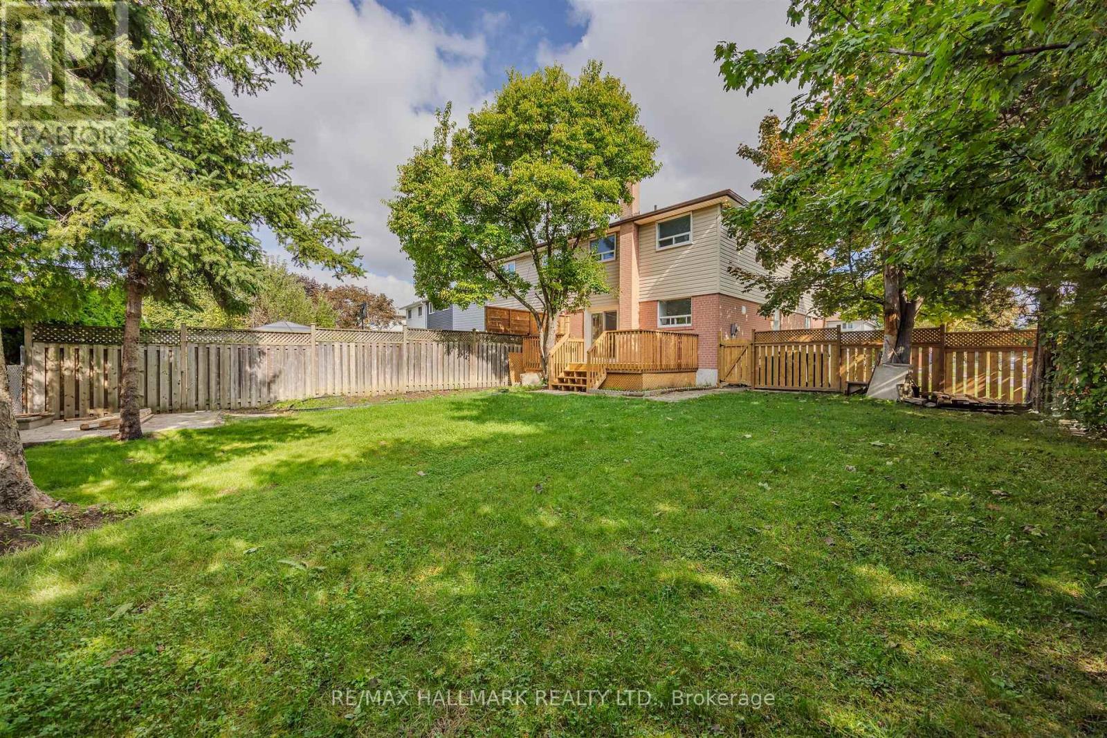 2126 Pashak Court, Mississauga, Ontario  L5A 1H7 - Photo 37 - W12434833