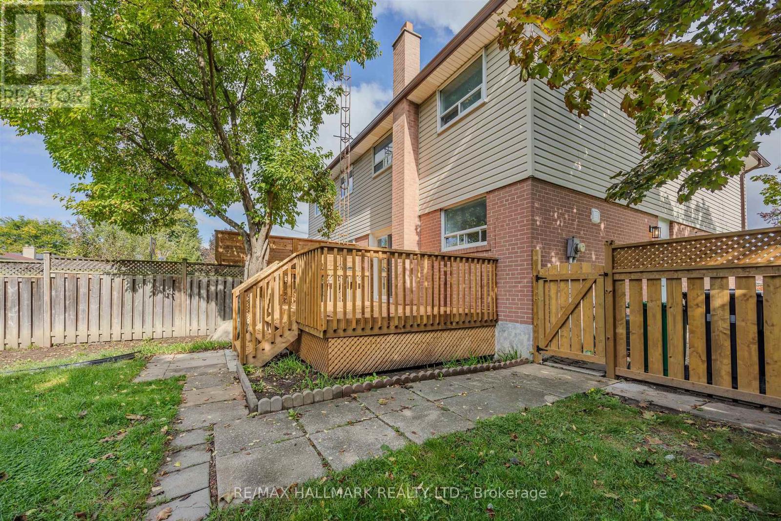 2126 Pashak Court, Mississauga, Ontario  L5A 1H7 - Photo 38 - W12434833