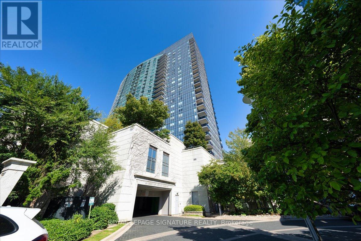 1520 - 25 GREENVIEW AVENUE, Toronto, Ontario