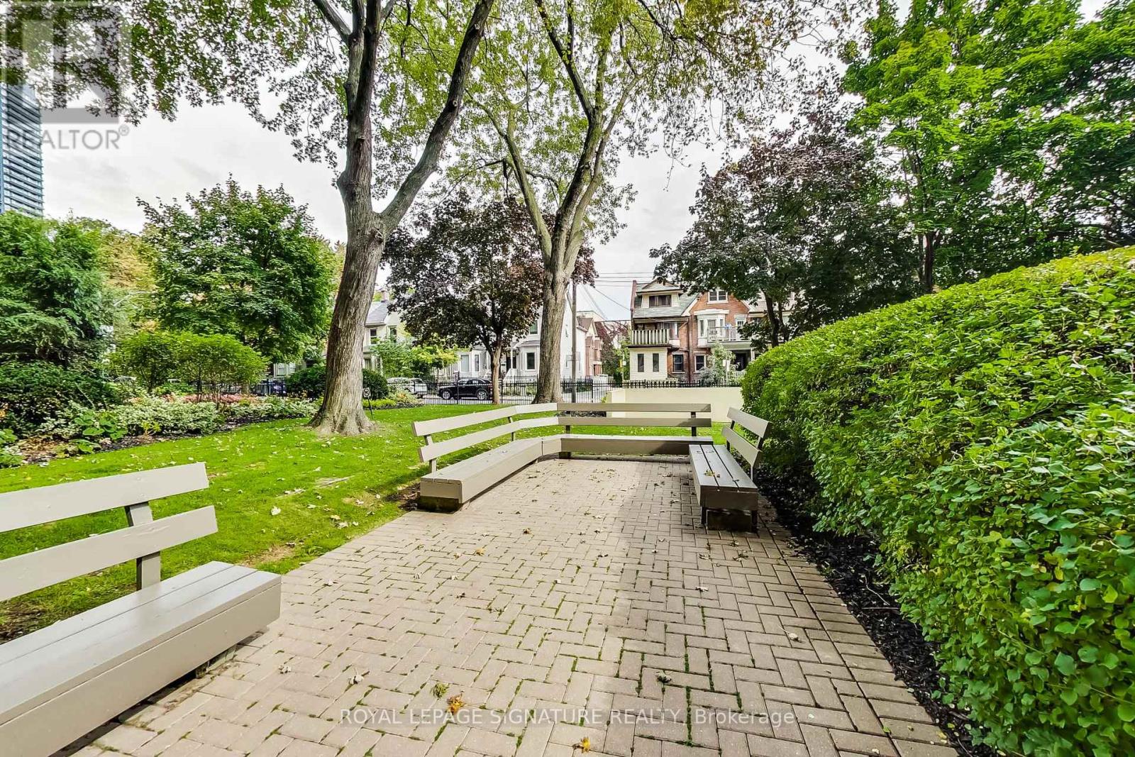 807 - 40 Homewood Avenue, Toronto, Ontario  M4Y 2K2 - Photo 17 - C12436685