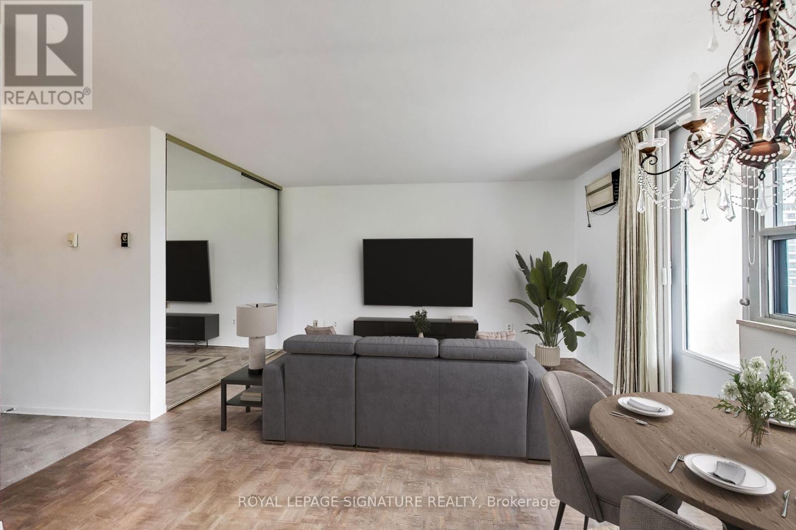 807 - 40 Homewood Avenue, Toronto, Ontario  M4Y 2K2 - Photo 4 - C12436685