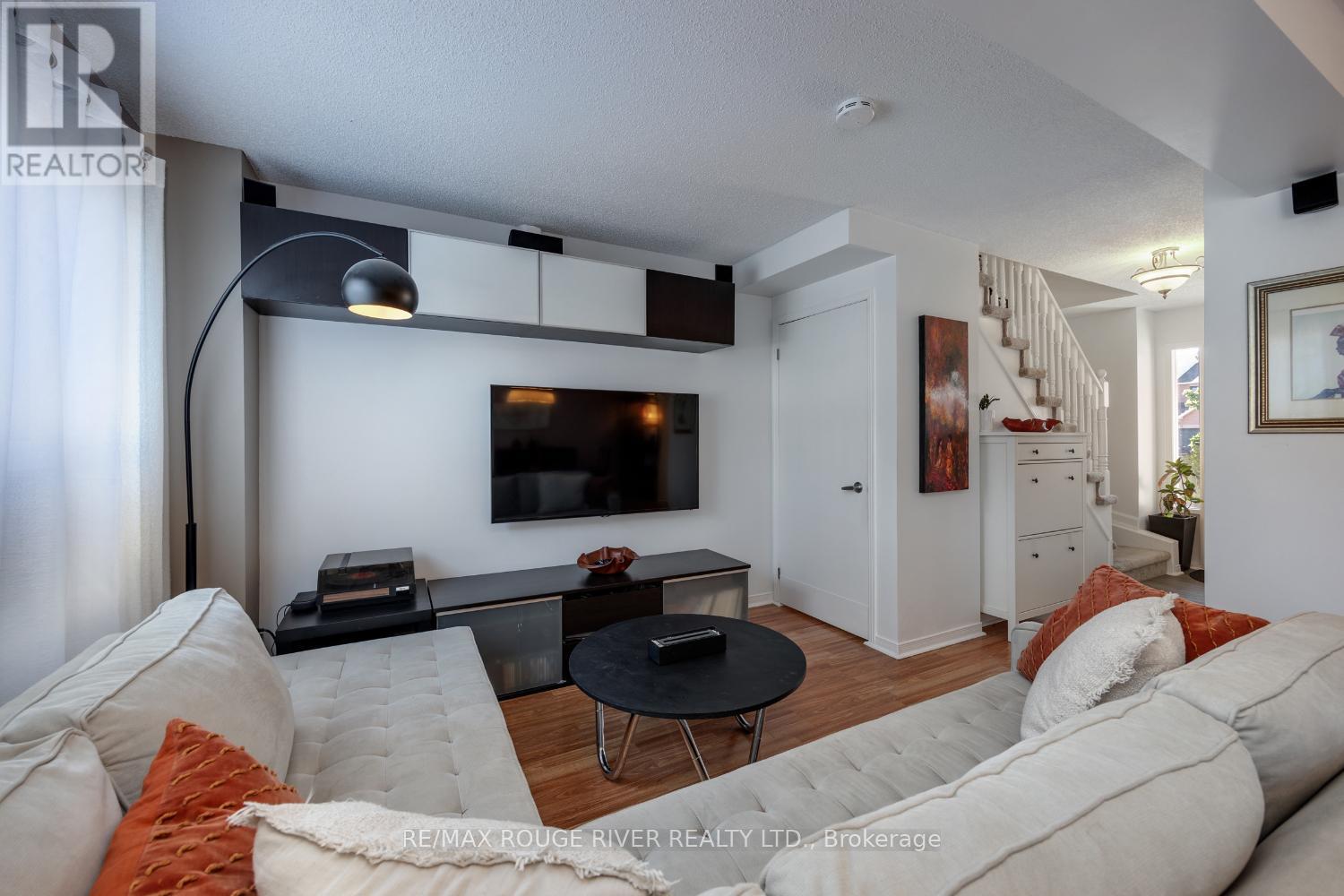21 Raine Drive, Ajax, Ontario  L1T 3L6 - Photo 17 - E12436796