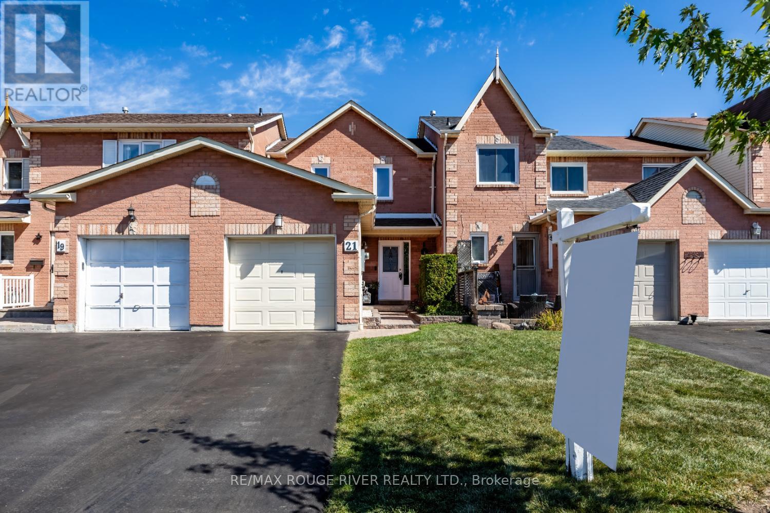 21 Raine Drive, Ajax, Ontario  L1T 3L6 - Photo 3 - E12436796