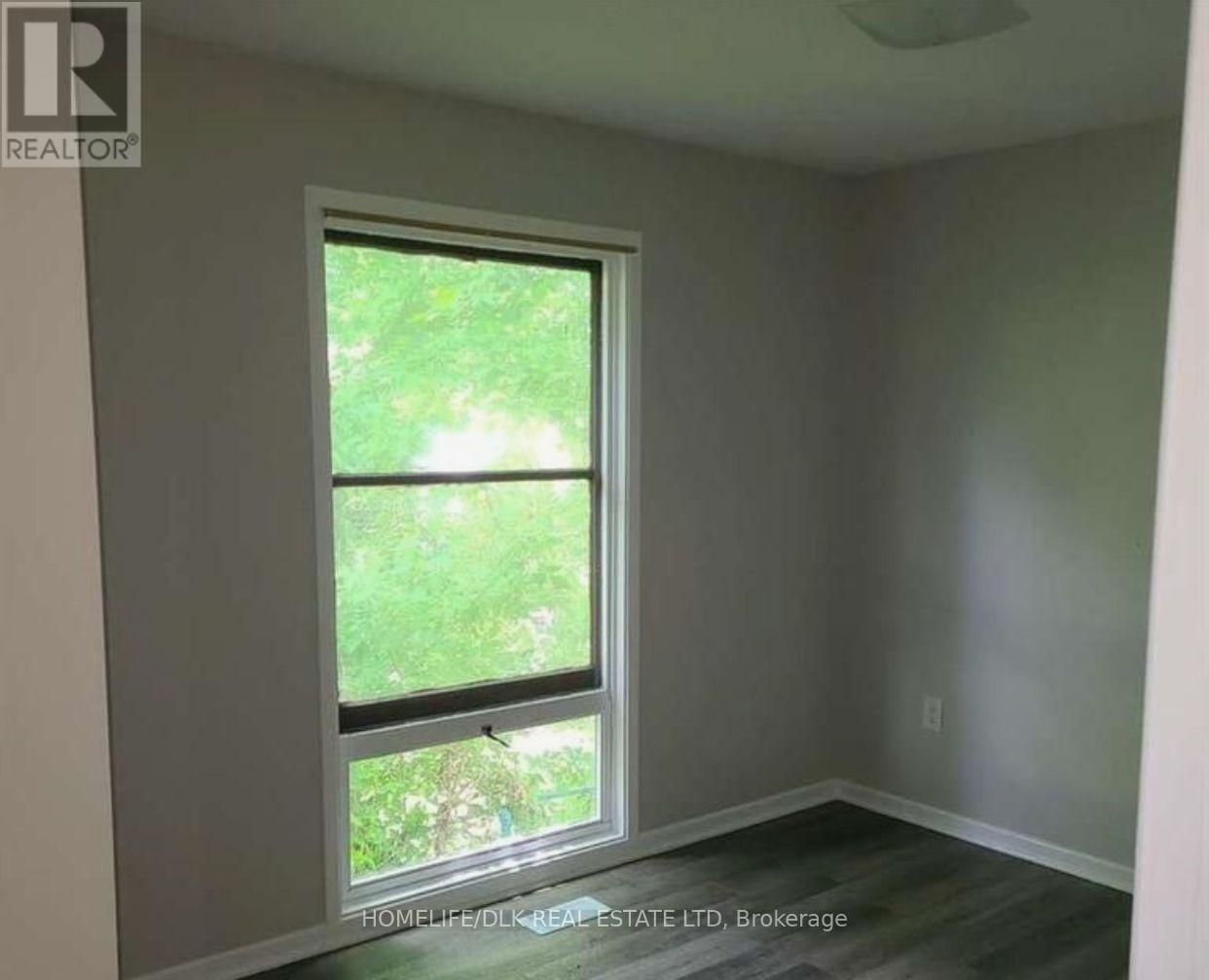 28 Bourke Street, Smiths Falls, Ontario  K7A 3M2 - Photo 10 - X12436753