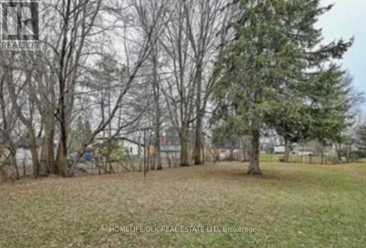 28 Bourke Street, Smiths Falls, Ontario  K7A 3M2 - Photo 15 - X12436753