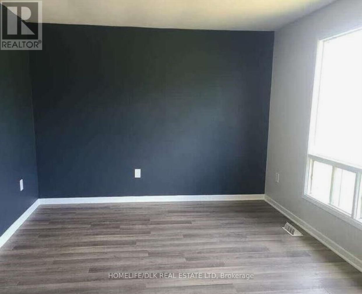 28 Bourke Street, Smiths Falls, Ontario  K7A 3M2 - Photo 7 - X12436753