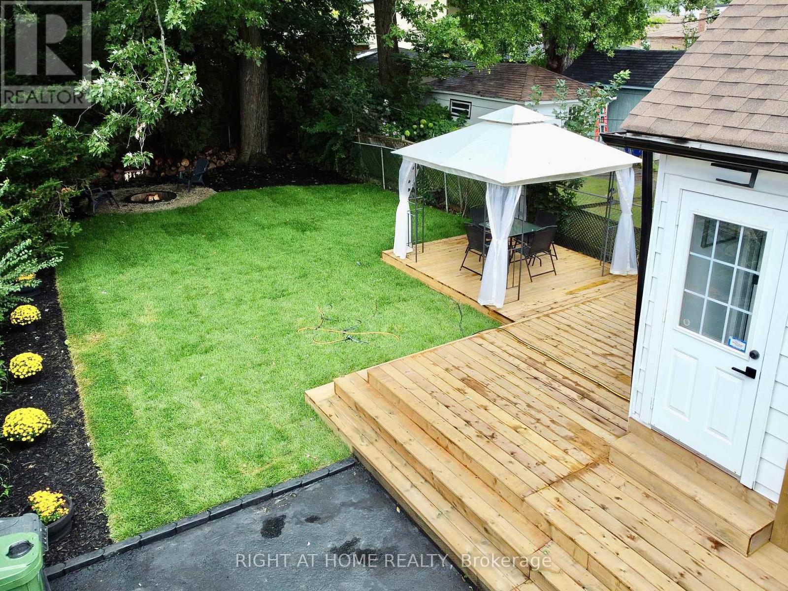 32 Brenton Street, Toronto, Ontario  M4B 1C9 - Photo 48 - E12436674