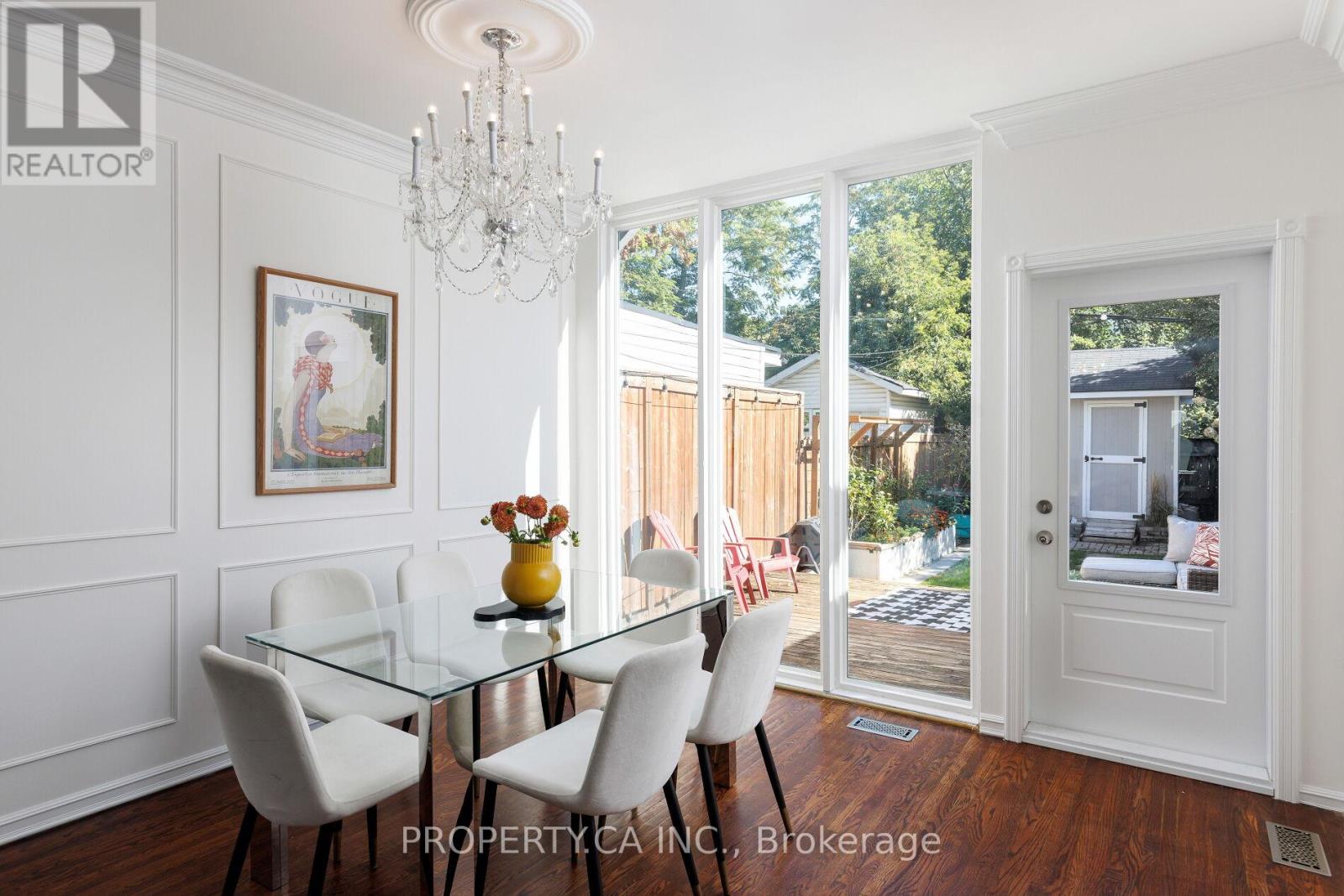 419 Rhodes Avenue, Toronto, Ontario  M4L 3A6 - Photo 16 - E12436679