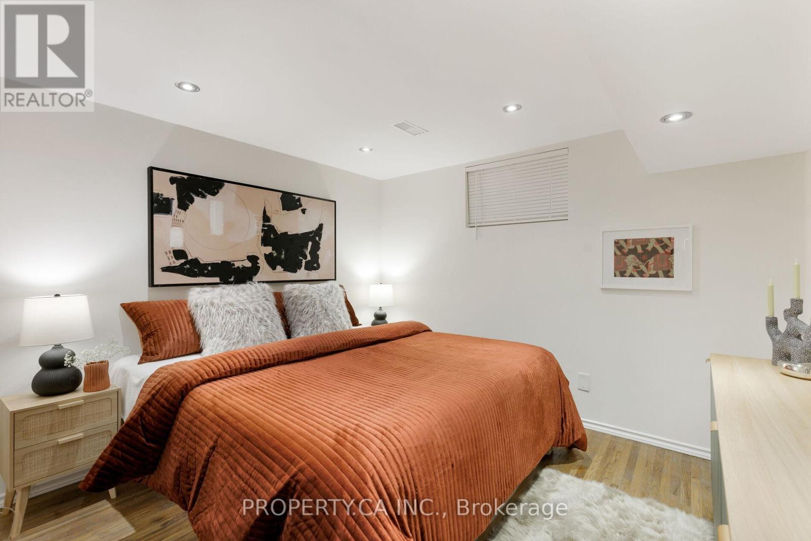 419 Rhodes Avenue, Toronto, Ontario  M4L 3A6 - Photo 31 - E12436679