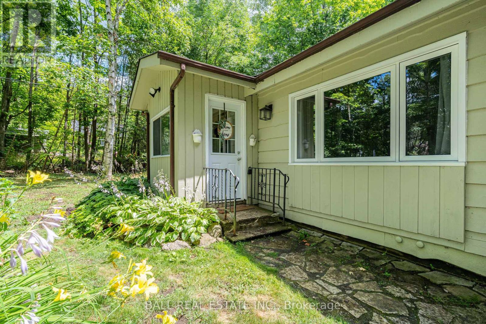 1673 Gazelle Trail, Selwyn, Ontario  K0L 2H0 - Photo 3 - X12436724
