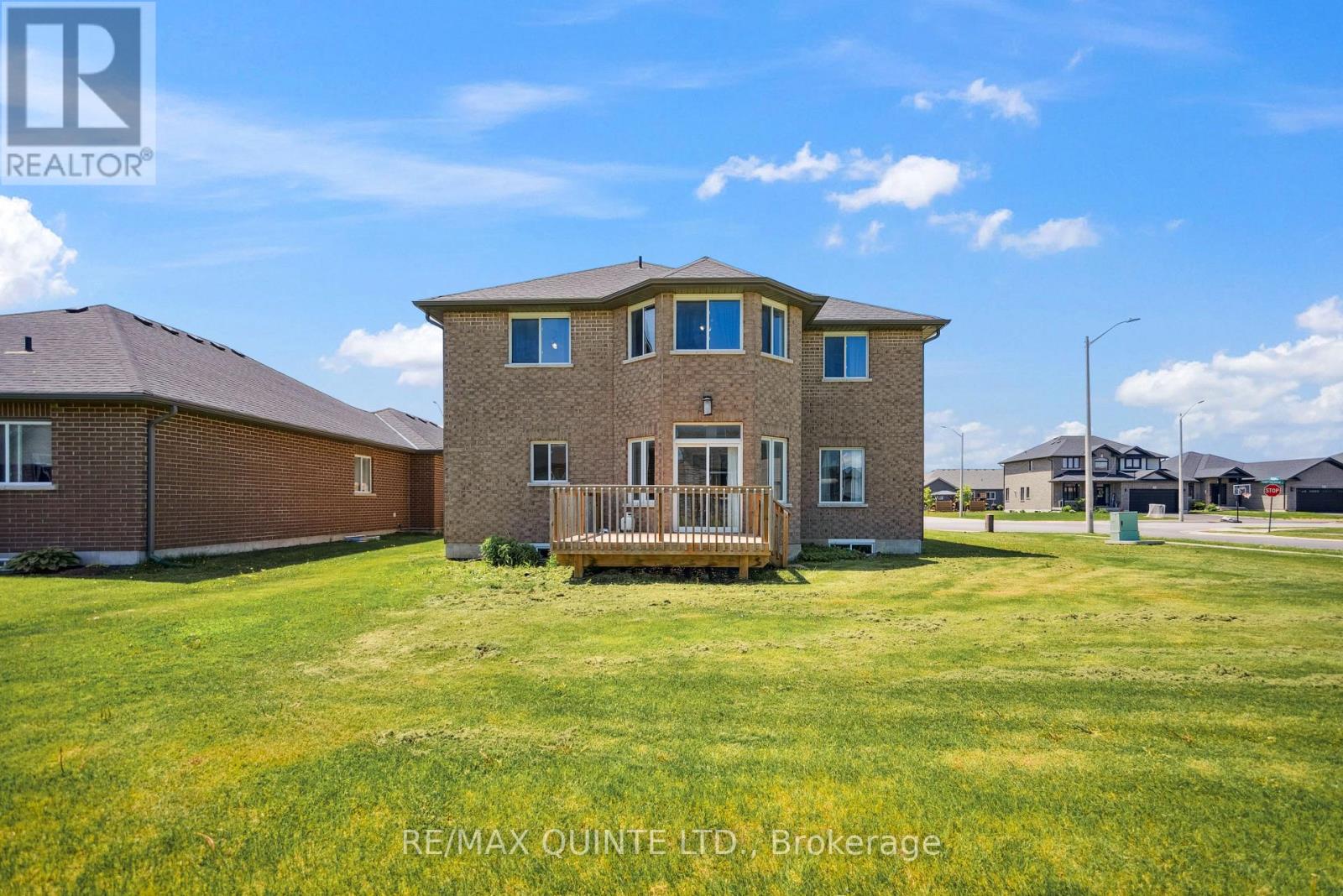 91 Hampton Ridge Drive E, Belleville (Thurlow Ward), Ontario  K8N 0E6 - Photo 44 - X12436749